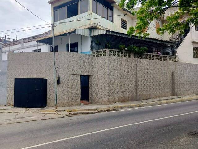 #28 - Casa para Venta en La Guaira - X - 2