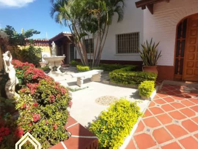 #40 - Casa para Venta en La Guaira - X - 2