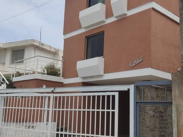 #80 - Casa para Venta en La Guaira - X