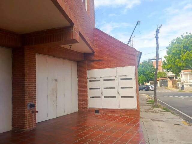 #89 - Edificio comercial para Venta en La Guaira - X - 2